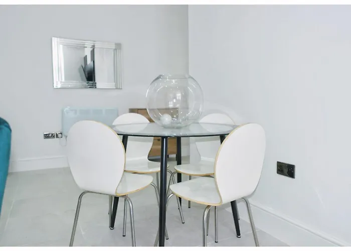 The Grandeur Mill Apartment *