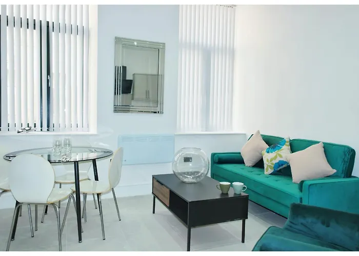 The Grandeur Mill Apartment